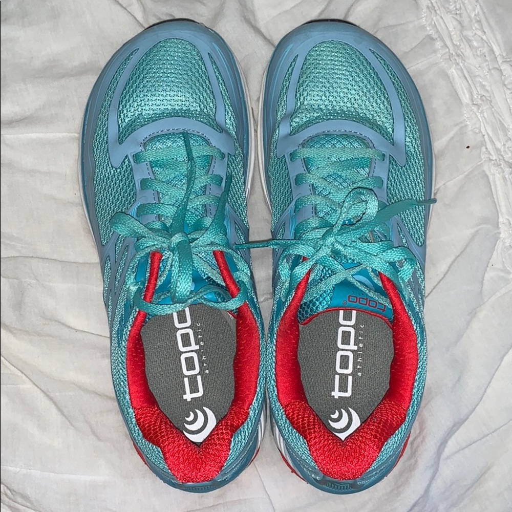 Topo Athletic Ultrafly 2 Tennis Shoes